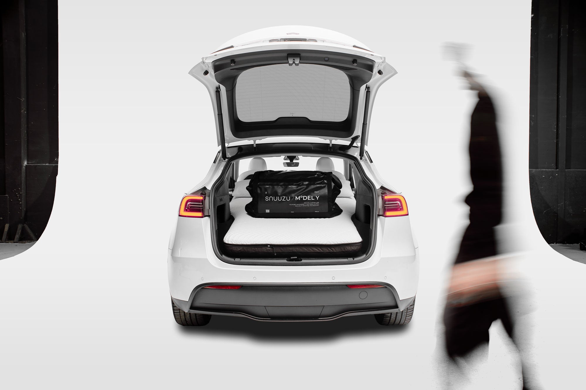 Snuuzu Tesla Model Y | Custom Car Mattress